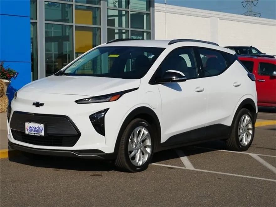 2023 Chevrolet Bolt EUV photo 1