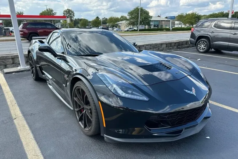 2017 Chevrolet Corvette Grand Sport 3LT photo 1