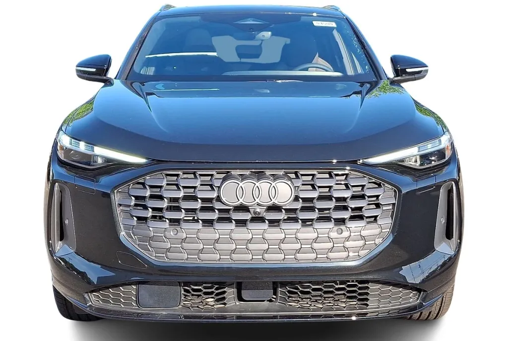 2025 Audi Q5 2.0T Premium Plus photo 1