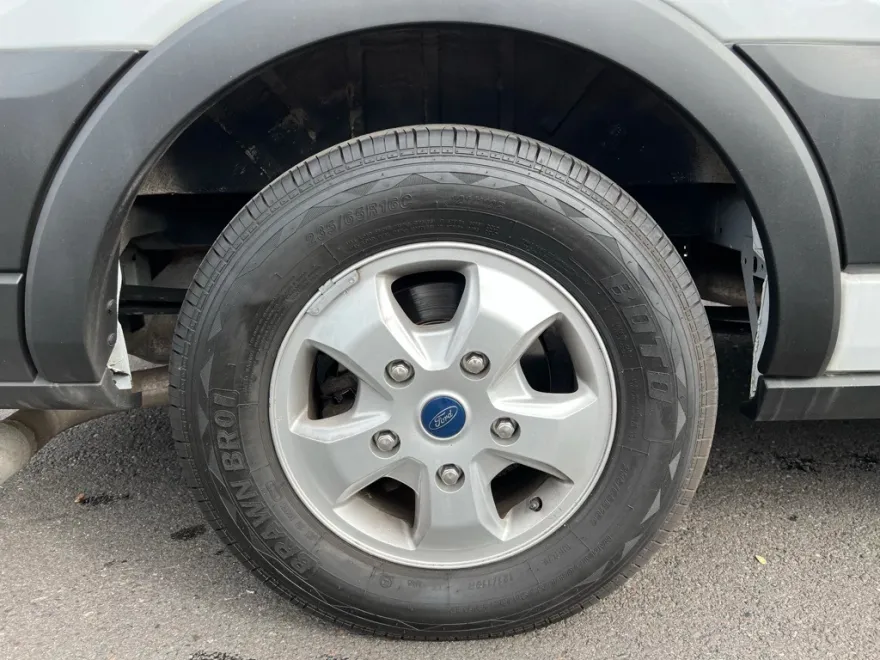 2019 Ford Transit Passenger XLT photo 1