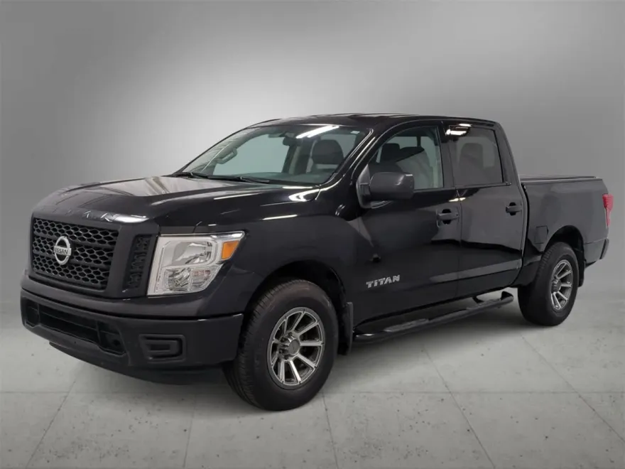 2018 Nissan Titan S photo 1
