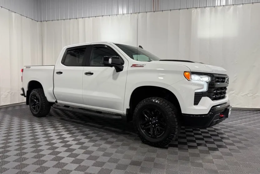 2022 Chevrolet Silverado 1500 LT Trail Boss photo 1