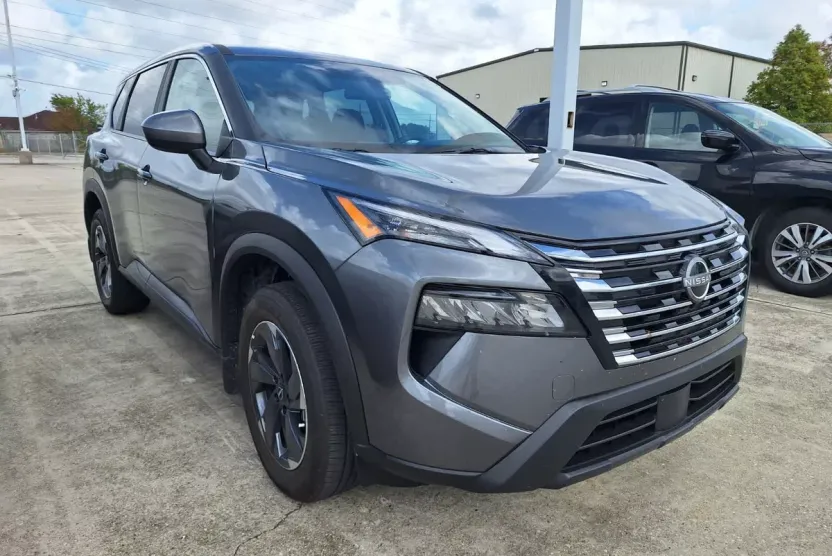 2026 Nissan Rogue SV photo 1