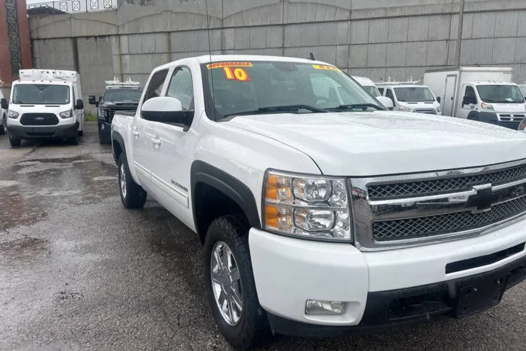 2010 Chevrolet Silverado 1500 LTZ photo 1