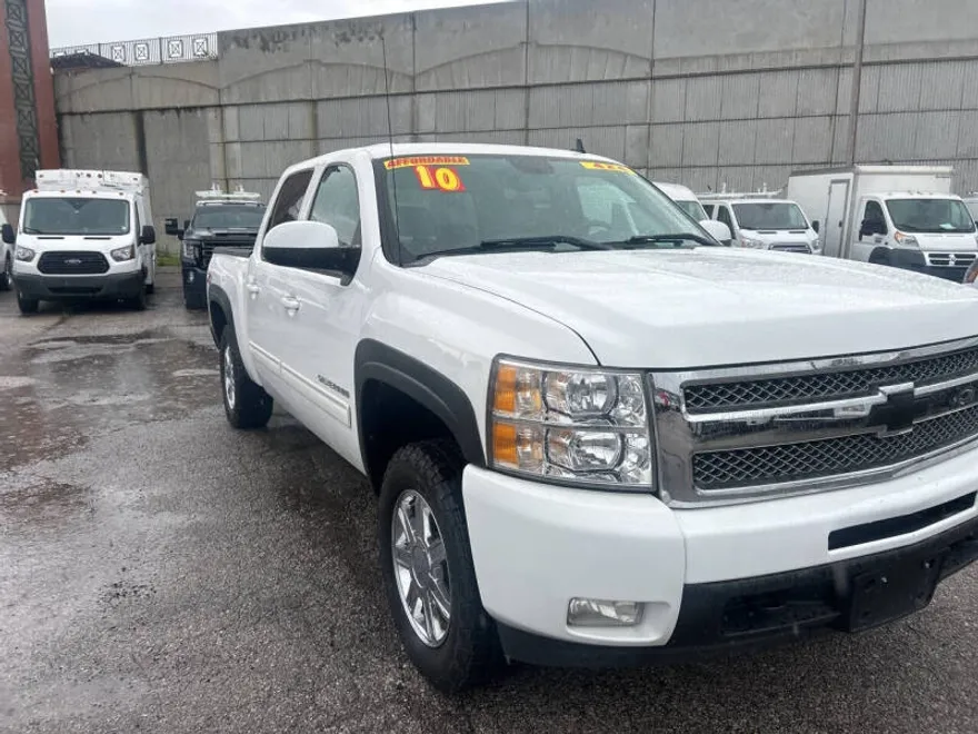 2010 Chevrolet Silverado 1500 LTZ photo 1