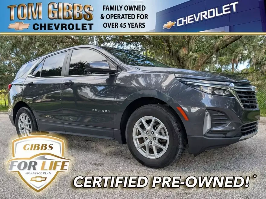 2023 Chevrolet Equinox LT photo 1