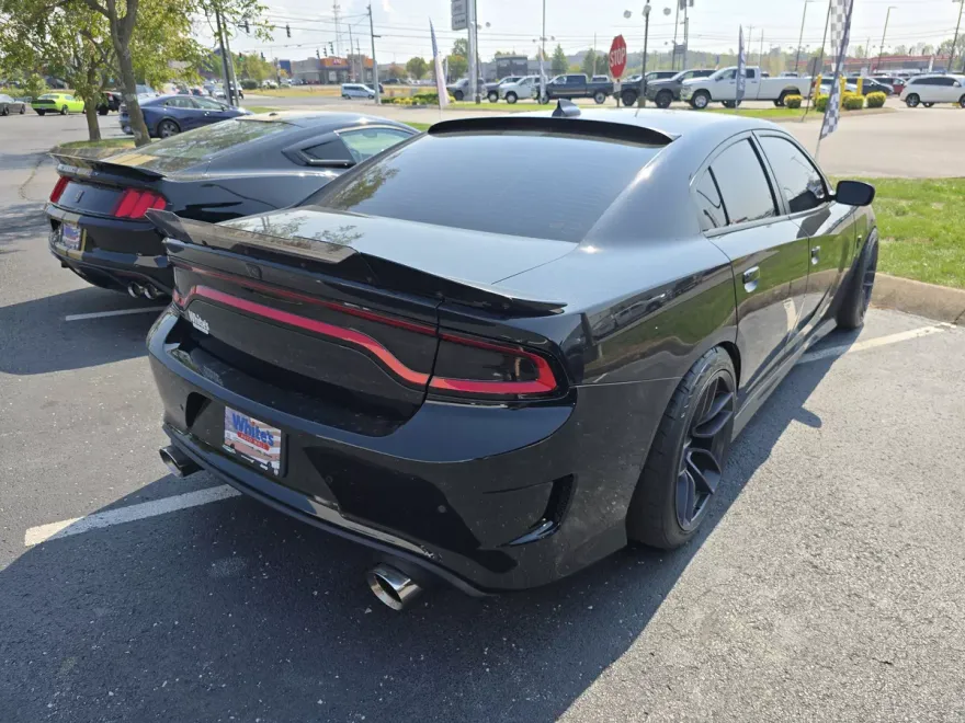 2015 Dodge Charger R/T Scat Pack photo 1