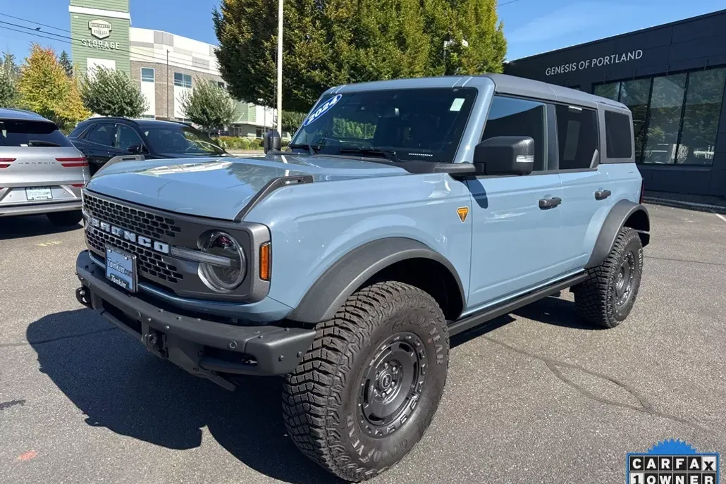 2024 Ford Bronco Badlands photo 1