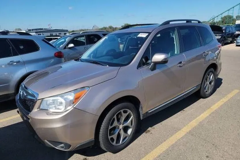 2015 Subaru Forester 2.5i Touring photo 1