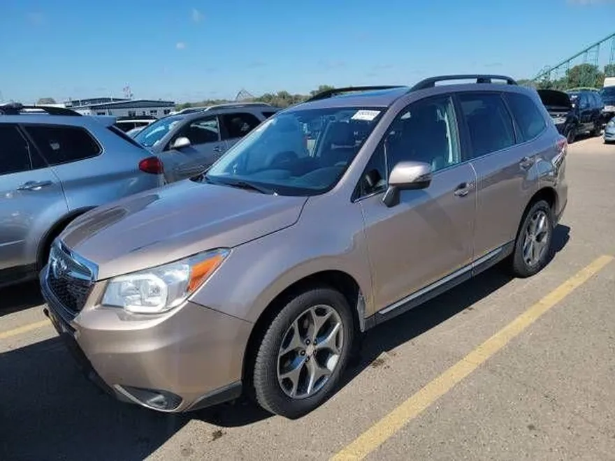 2015 Subaru Forester 2.5i Touring photo 1