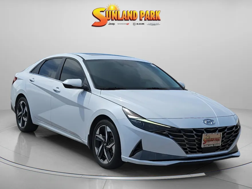 2023 Hyundai Elantra Limited photo 1