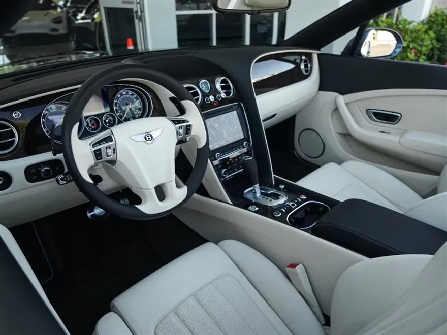 2013 Bentley Continental GT V8 photo 1