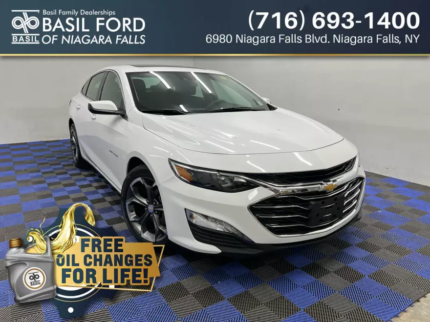 2024 Chevrolet Malibu 1LT photo 1