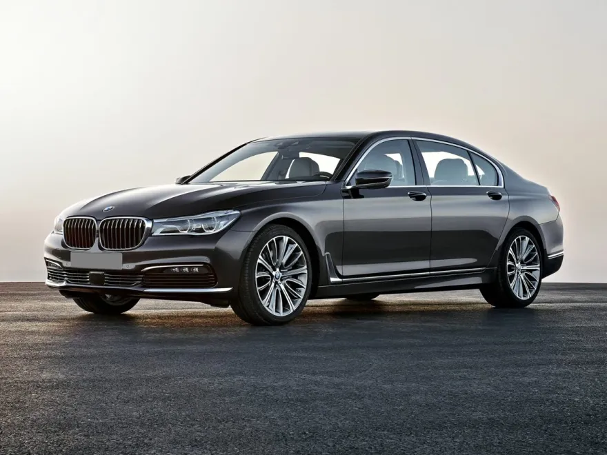 2018 Bmw 750i Sedan photo 1