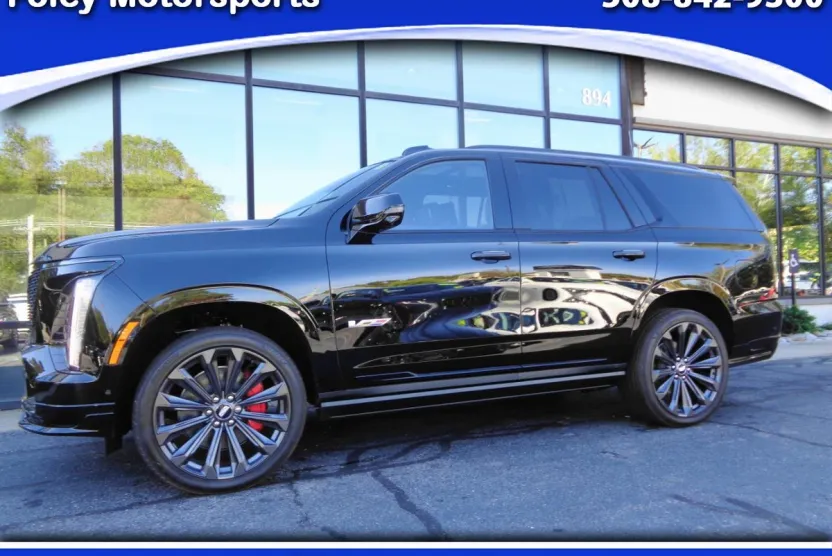 2025 Cadillac Escalade V-Series photo 1