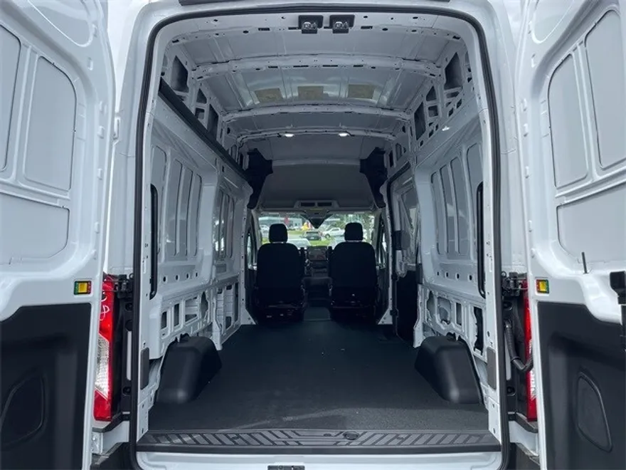 2025 Ford Transit photo 1