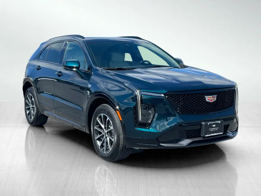 2025 Cadillac XT4 Sport photo 1