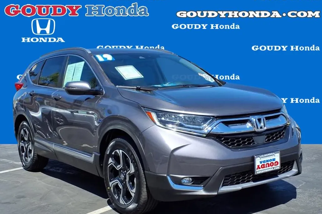 2019 Honda CR-V Touring photo 1