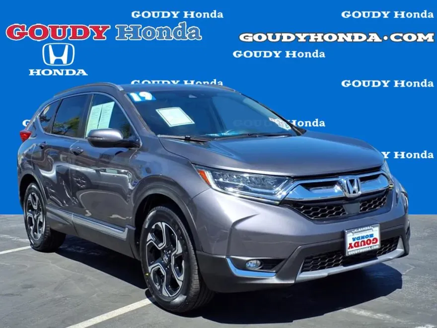 2019 Honda CR-V Touring photo 1