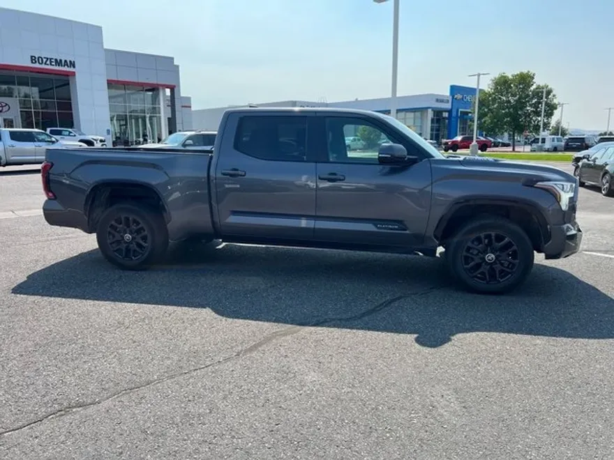 2024 Toyota Tundra Platinum photo 1