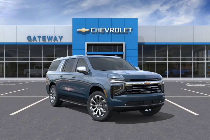2025 Chevrolet Suburban Premier photo 1