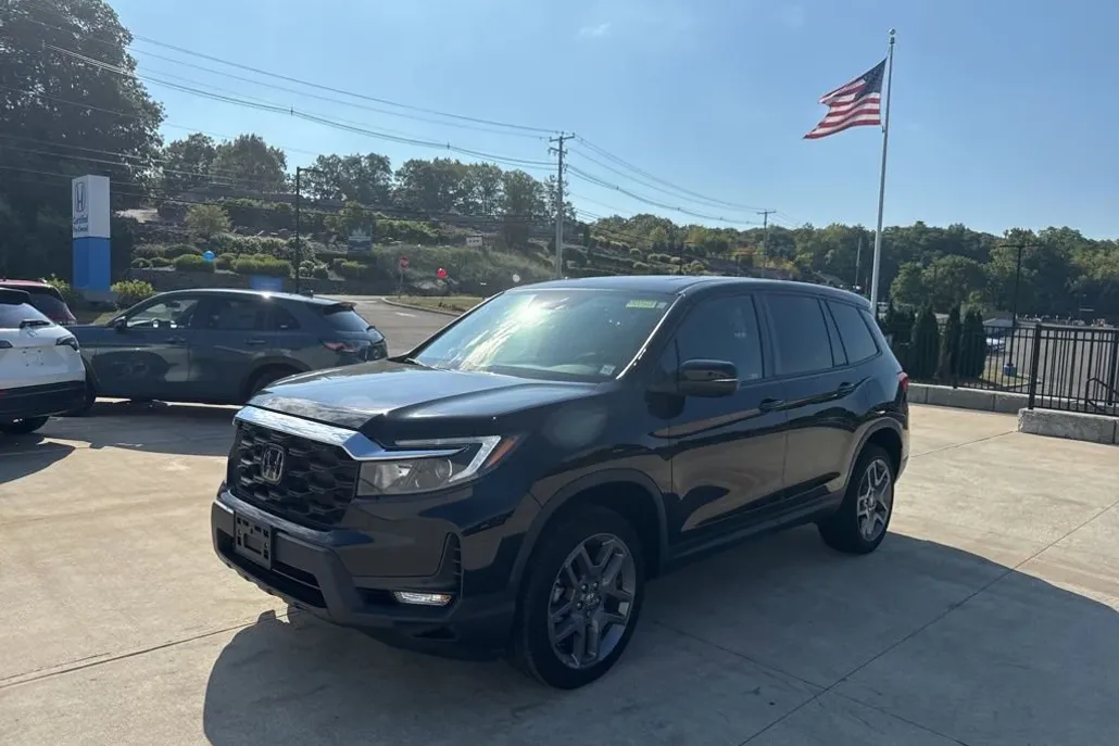 2023 Honda Passport EX-L photo 1