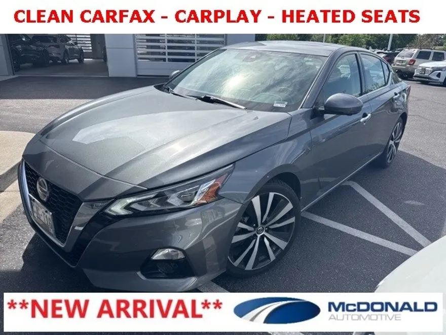 2020 Nissan Altima 2.5 Platinum photo 1