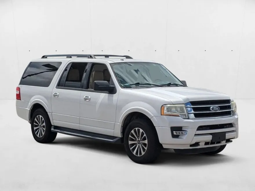 2015 Ford Expedition EL XLT photo 1
