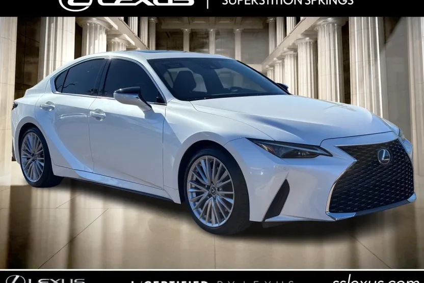 2022 Lexus IS 300 photo 1