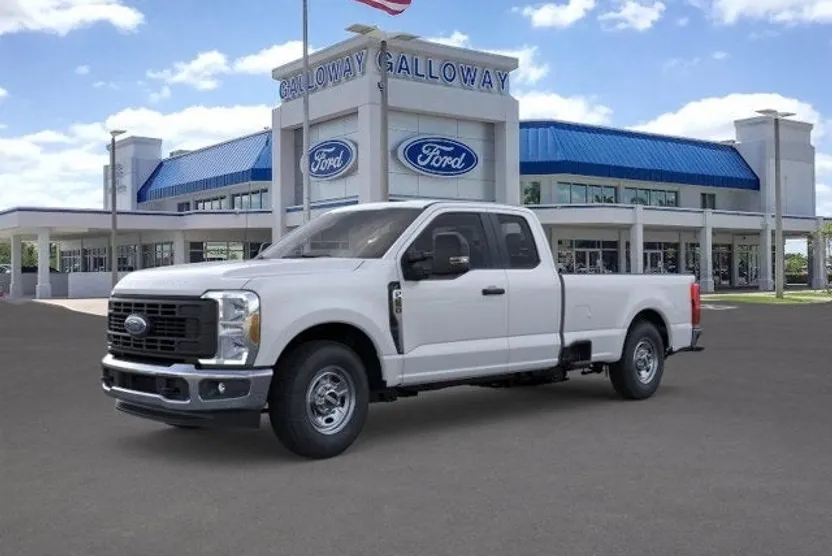 2025 Ford F-250 photo 1