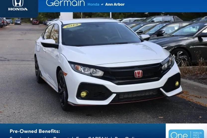 2018 Honda Civic Sport photo 1