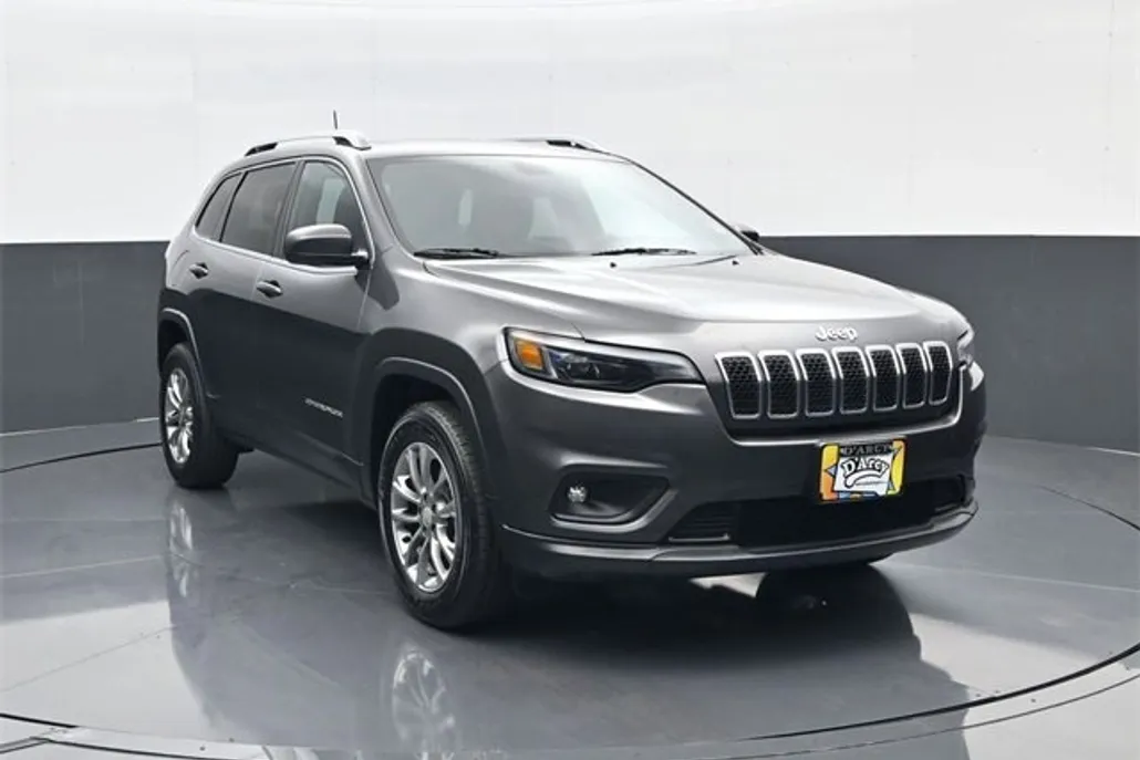 2019 Jeep Cherokee Latitude photo 1