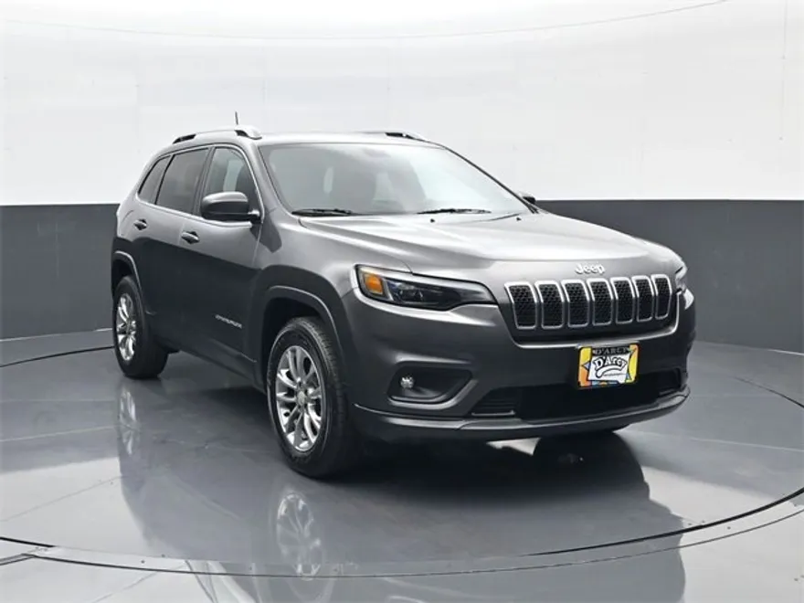 2019 Jeep Cherokee Latitude photo 1