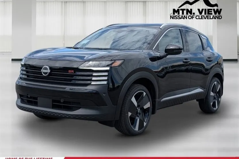 2025 Nissan Kicks SR photo 1