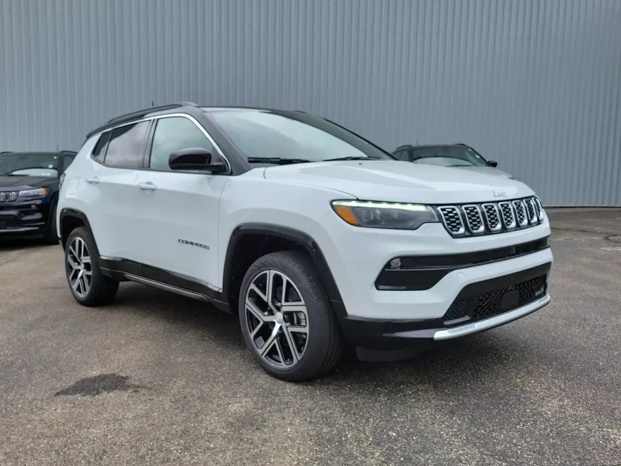 2024 Jeep Compass Limited photo 1