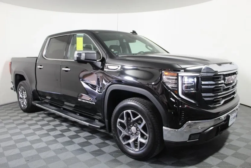 2024 Gmc Sierra 1500 SLT photo 1