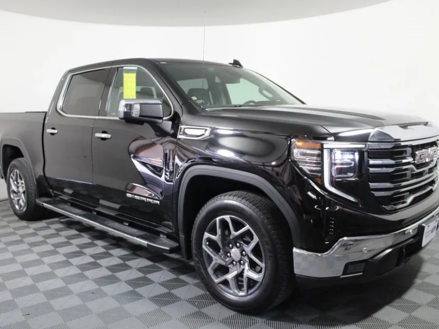 2024 Gmc Sierra 1500 SLT photo 1