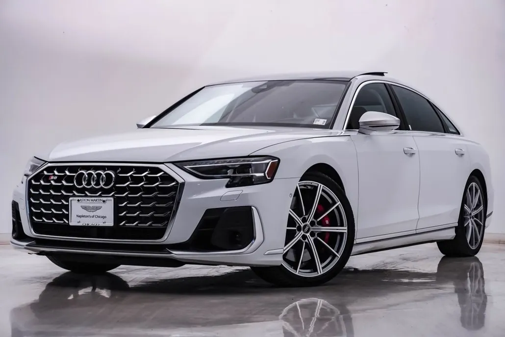 2022 Audi S8 4.0T Quattro photo 1