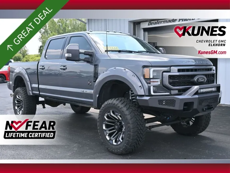2022 Ford F-250 Lariat photo 1