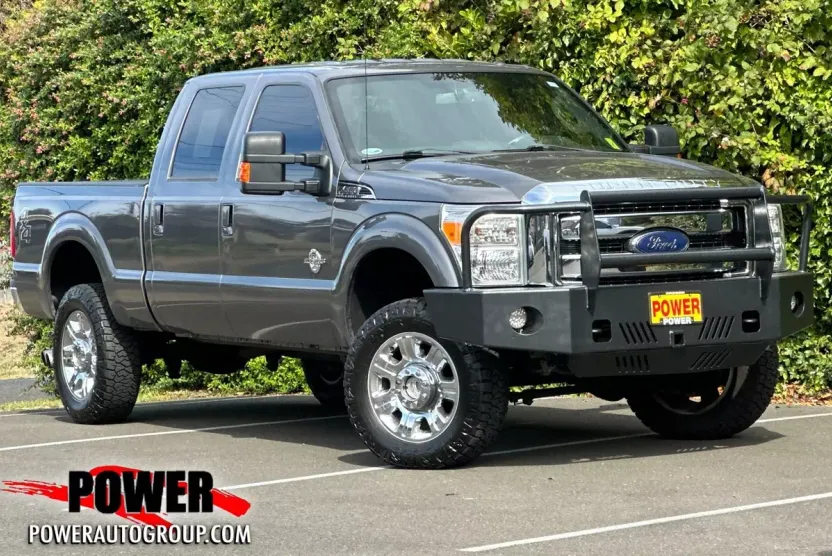 2013 Ford F-350 Lariat photo 1