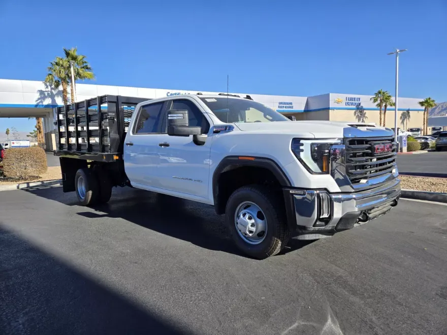 2024 Gmc Sierra 3500 HD Pro photo 1