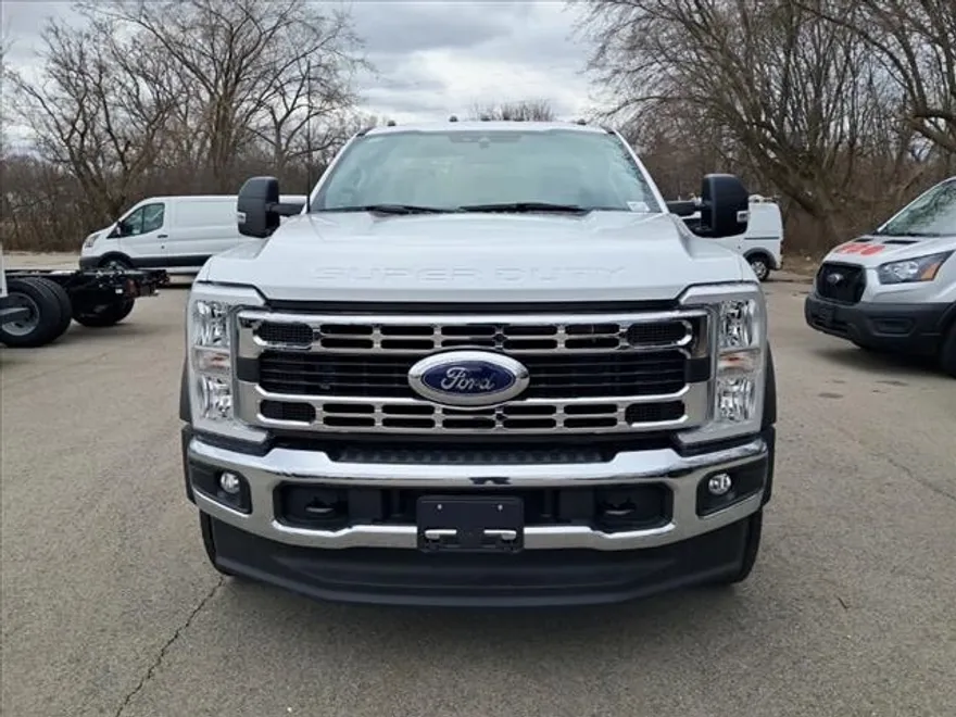 2024 Ford F-550 XL photo 1