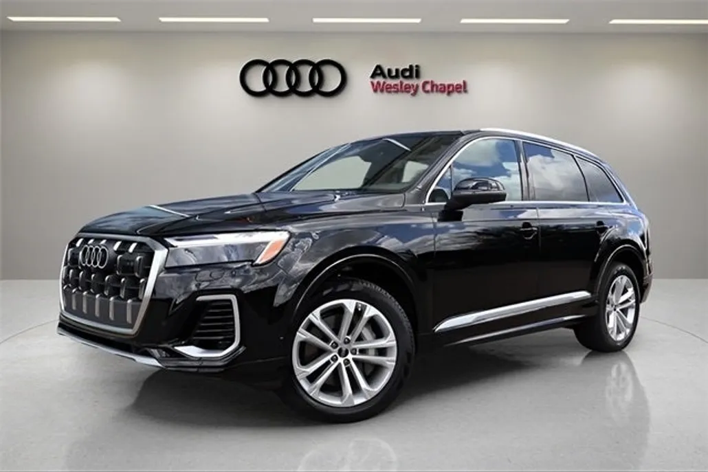 2025 Audi Q7 55 Premium photo 1