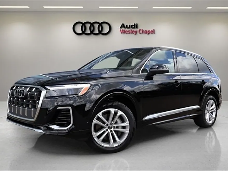 2025 Audi Q7 55 Premium photo 1