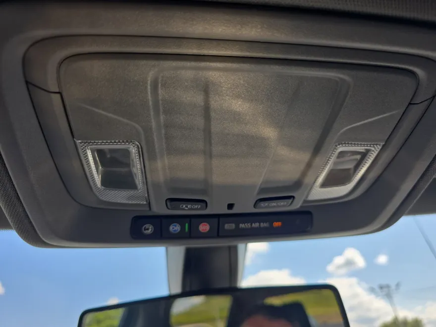 2022 Chevrolet Silverado 1500 RST photo 1