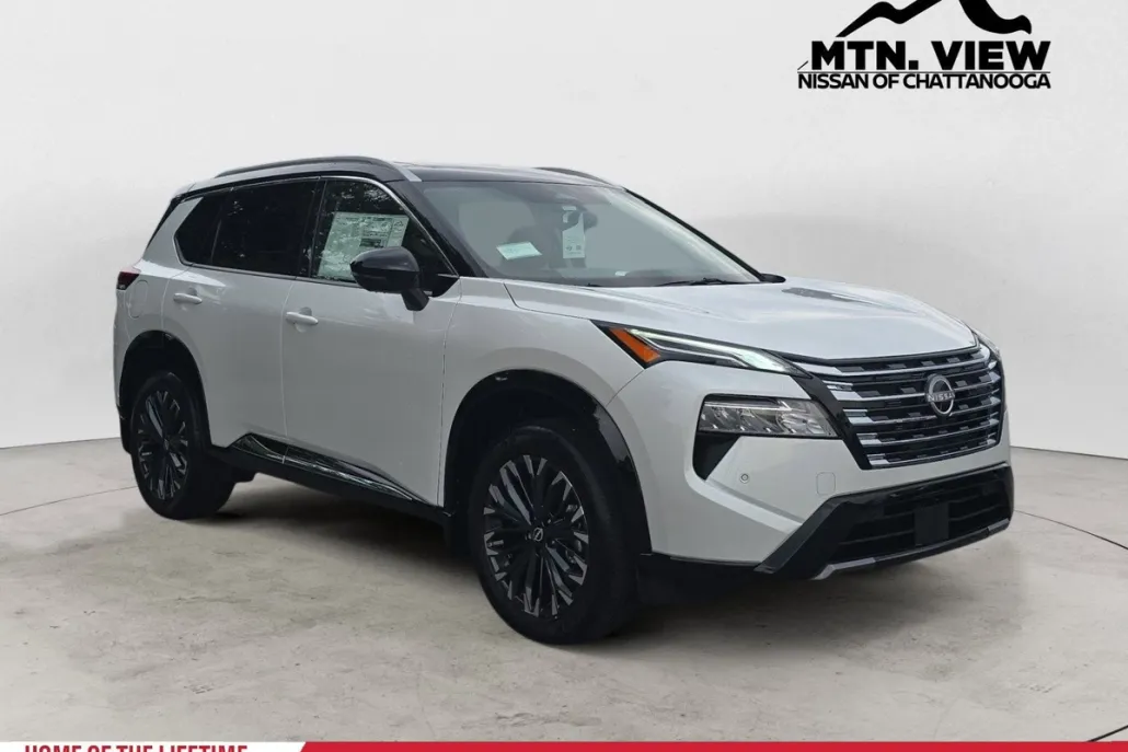 2026 Nissan Rogue Platinum photo 1
