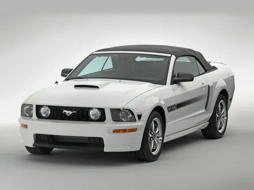 2008 Ford Mustang GT Deluxe photo 1