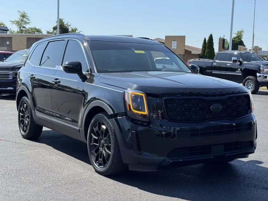 2021 Kia Telluride EX photo 1