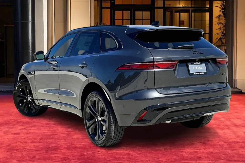 2026 Jaguar F-PACE P250 R-Dynamic S photo 1