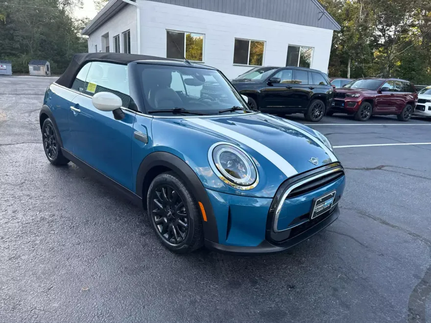 2022 Mini Cooper Convertible photo 1